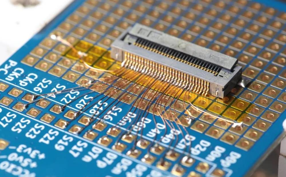 Устройство для программирования PCBA