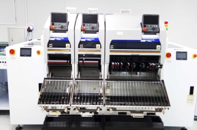 Машина для производства бумажных ламинатов