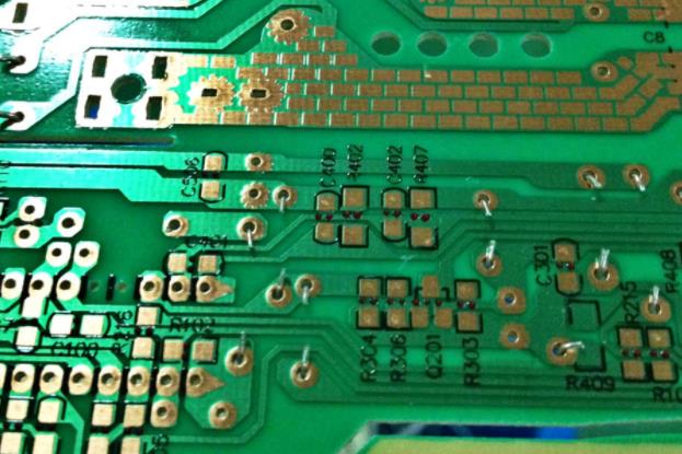 Красный клей SMT